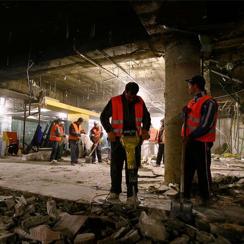 Danemarca şi Grecia au ridicat restricţiile de pe piaţa muncii pentru români şi bulgari