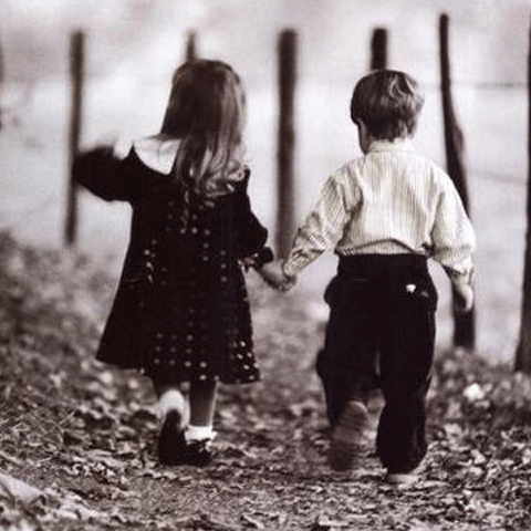 Doi copii de 6, respectiv 7 ani, din Germania, au încercat să fugă în Africa pentru a se căsători