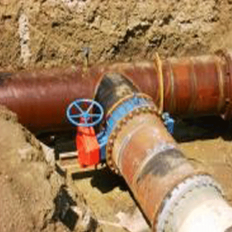 Mai multe cartiere din Craiova au rămas, luni, fără apă caldă şi căldură din cauza unei avarii