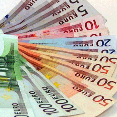 Un euro a fost cotat de BNR la 4,0629 lei