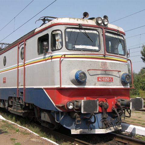 Un număr de 16 staţii CFR din ţară vor fi modernizate până la finele anului 2009