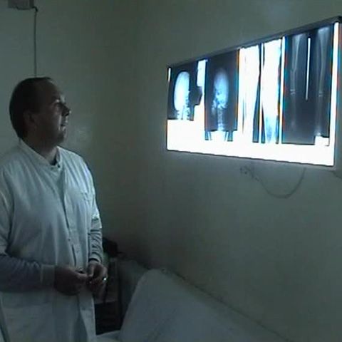 Ministrul Sănătăţii vrea să îi menţină pe medicii pensionari în sistemul public