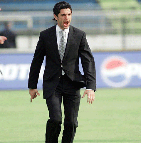 FC Braşov - Lucescu a condus primul antrenament din 2009 fără jucătorii străini şi Dani Coman 