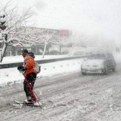 Sudul Franţei este paralizat de zăpezi