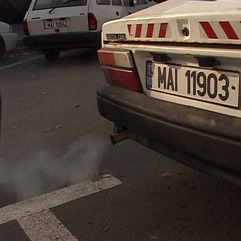 Poliţia Română are în uz 1.700 de maşini care trebuiau casate 