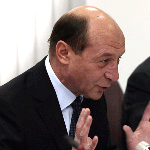 Traian Băsescu la sedinţa CSM: Este inadmisibil că nu putem scăpa de monitorizarea europeană