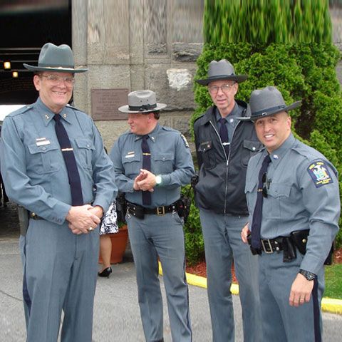 Poliţiştii din Gemania s-au făcut de râs: s-au arestat între ei, iar hoţii au scăpat