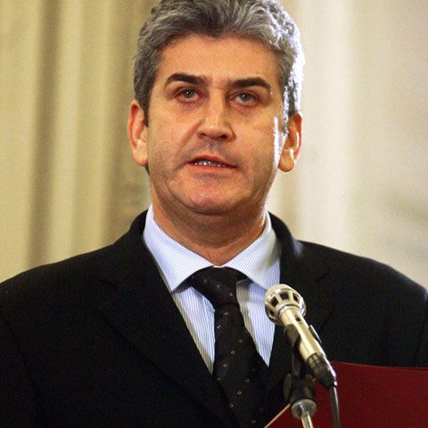Gabriel Oprea: Secretarii de stat au fost numiţi pe criterii politice