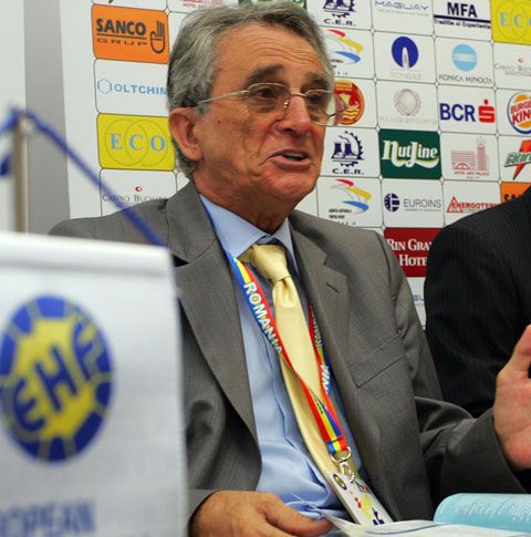 Handbal - Cristian Gaţu: "Nu se poate modela o viitoare campioană mondială în România" 