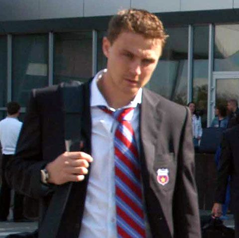 Lotul Stelei a plecat în cantonamentul din Spania 