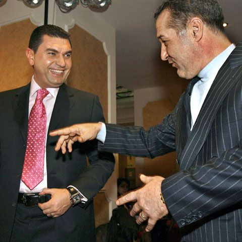 CAR între rivalii Ligii I: Gigi Becali se împrumută de la Neţoiu, iar Borcea de la Victor Becali 