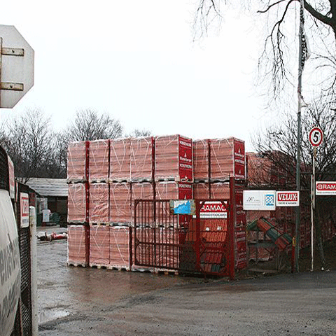 Criza a ieftinit materialele de construcţii cu până la 45 la sută