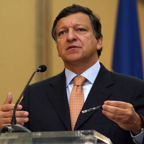 Barroso cere guvernului Boc să redreseze tendinţa negativă din ultimele luni în domeniul justiţiei