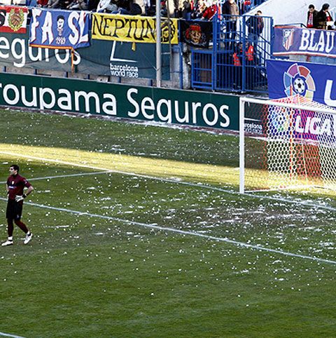 Spania: Partida Atletico Madrid - Athletic Bilbao a fost întreruptă după ce fanii gazdelor au bulgărit poarta lui Bilbao