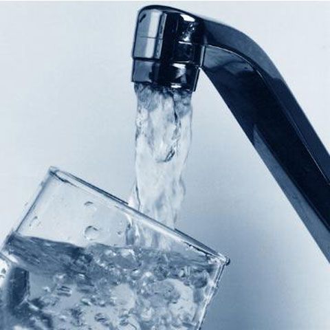 5.000 de oameni din Alba Iulia rămân fără apă rece la robinet 