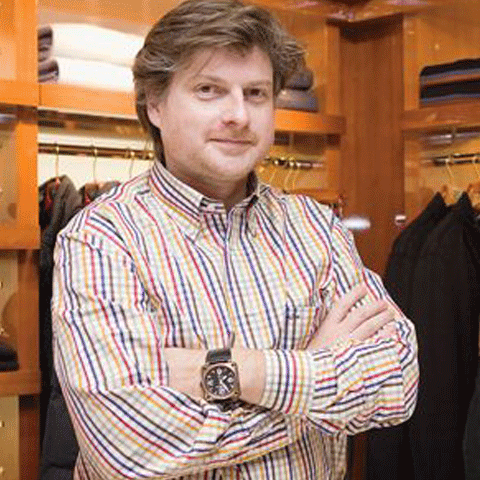 Cellini, Paul şi Rechinul 