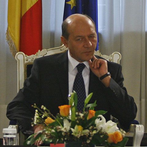 IPP,APD şi CRJ critică unele soluţii propuse de Comisia prezidenţială de analiză a regimului politic