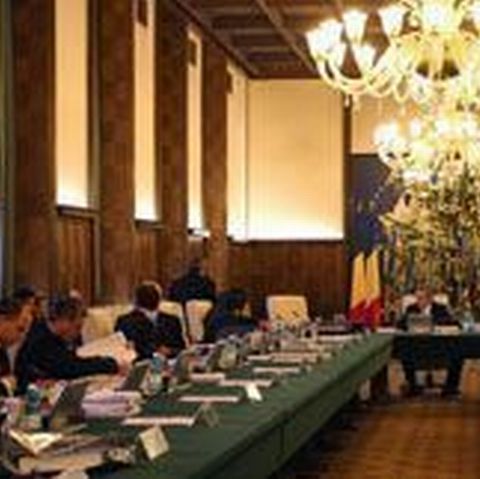 Executivul a făcut vineri o primă lectură a proiectului de buget 