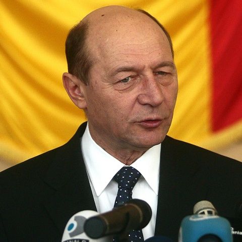Băsescu: Guvernul are datorii de 1,1 miliarde de euro către agenţii economici