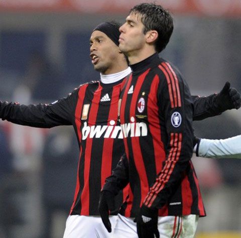 Ronaldinho a fost suspendat trei meciuri în Cupa Italiei în urma unor imagini video 