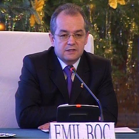 Bursa zvonurilor: Guvernul pregăteşte înlocuirea prefecţilor numiţi de Tăriceanu