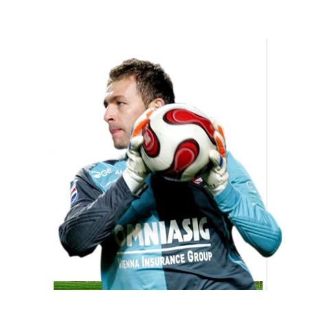 Lobonţ îşi doreşte de ziua lui calificarea în grupele Ligii şi la CM din Africa de Sud