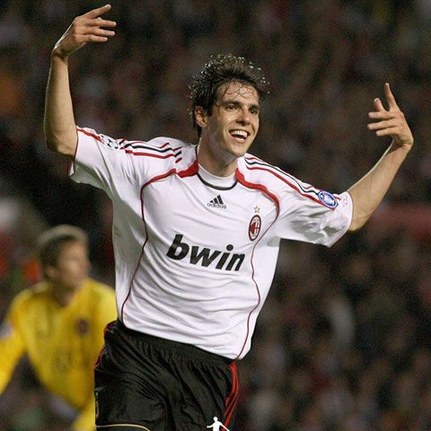 Real Madrid vrea să blocheze transferul lui Kaka la Manchester City oferind aceeaşi sumă de bani!