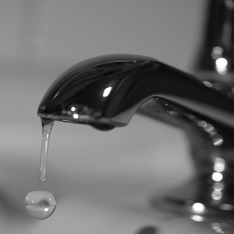 Primăria din Cluj-Napoca vrea să achiziţioneze un sistem de fotocelule pentru preîncălzirea apei