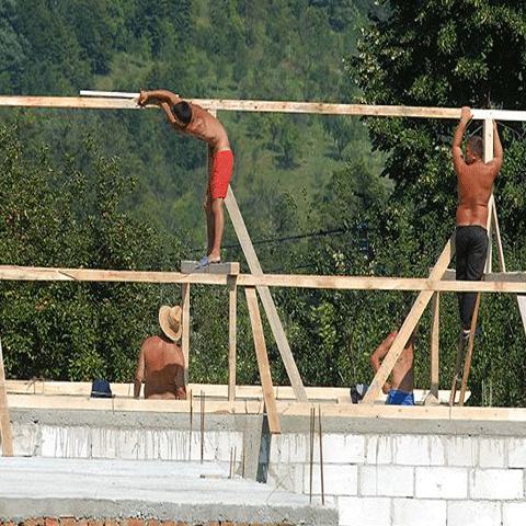 Casa în regie proprie, mai ieftină cu 20 la sută