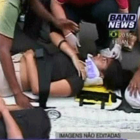 Şapte morţi şi 55 de răniţi în urma prăbuşirii acoperişului unei biserici 