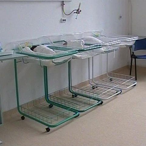 O clujeancă a născut cvadrupleţi, în urma fertilizării in vitro 