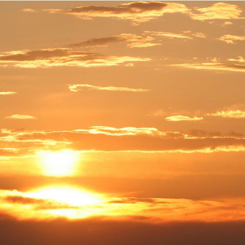 Vremea se încălzeşte în următoarele zile, cu maxime cu până la 10 grade peste regimul termic normal