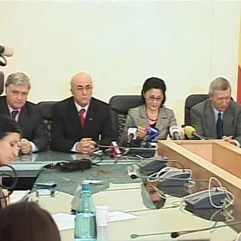 Greva poate începe în orice moment dacă nu se dau 6% din PIB pentru educaţie, ameninţă profesorii