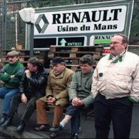 Franţa va acorda un ajutor de până la 6 miliarde euro companiilor din sectorul auto