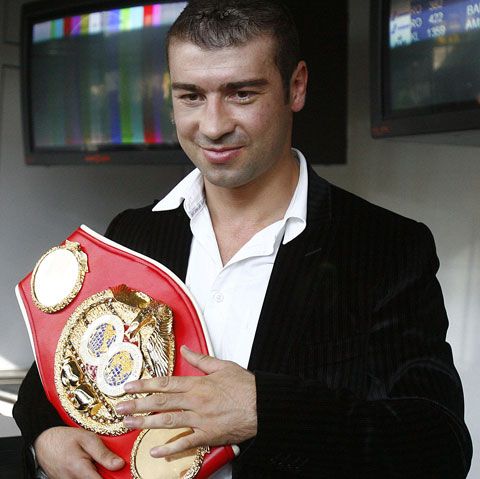 Box: Lucian Bute îşi va apăra titlul la Montreal, după ce negocierile cu Mads Larsen au eşuat 