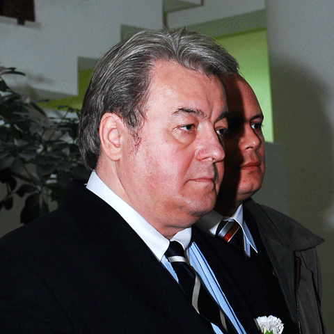 CCR a respins excepţia invocată de Vadim Tudor în procesul privind Ordinul "Steaua României"