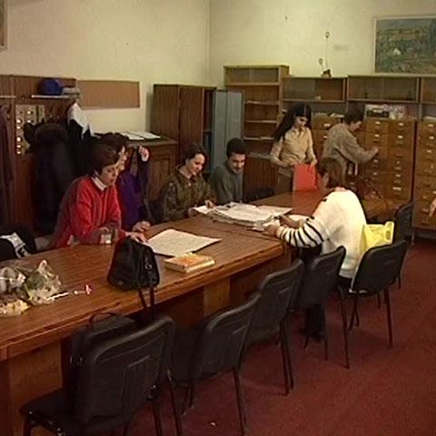 Mai multe primării din Alba au rămas fără bani pentru salariile profesorilor