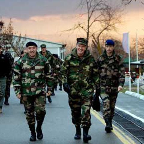 Kosovo şi-a făcut armată. Belgradul protestează