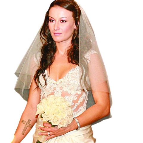 Raluca Sandu a negociat tatuajele cu tăticu!