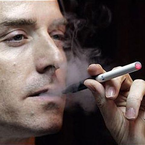 Fumatul este responsabil de 70% dintre decesele cauzate de cancer la bărbaţi