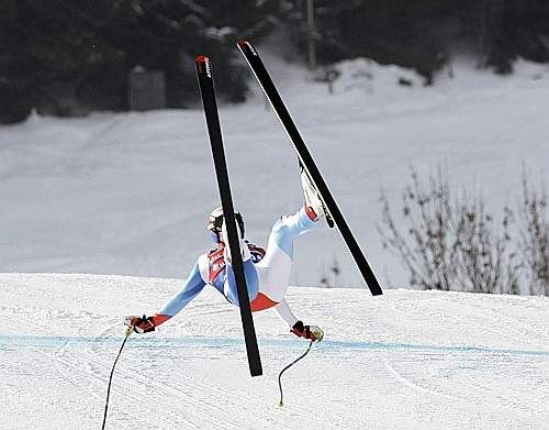 Accident grav la Cupa Mondială! Schiorul Daniel Albrecht şi-a pierdut cunoştinţa în urma unei căzături 