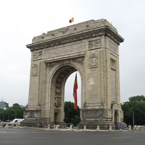 Arcul de Triumf a fost redeschis cu ocazia împlinirii a 150 de ani de la Unirea Principatelor