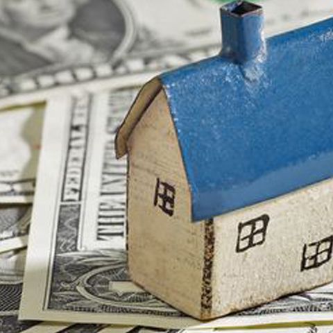 Biblia băncilor creşte creditul de casă şi reînvie avansul