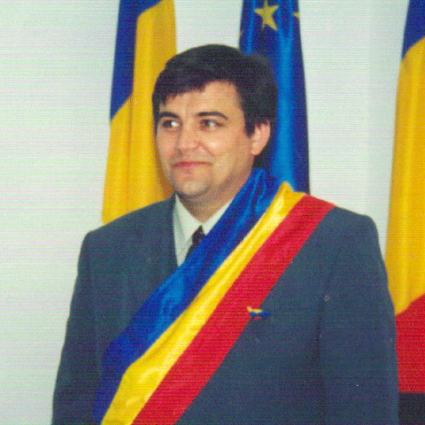 Secretarul de stat în MAI, Nicolae Moldovan, şi-a dat demisia pentru a rămâne primar la Beclean