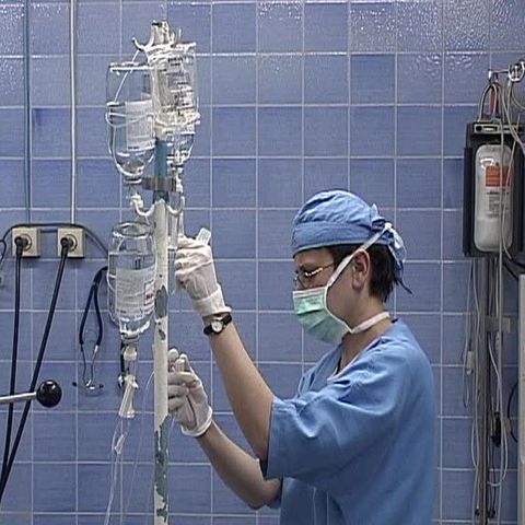 Există trei tipuri de sancţiuni care se pot aplica unui medic 