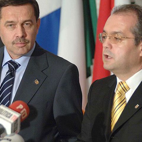 Planul anticriză îi costă pe guvernanţi aproape 9 miliarde de euro