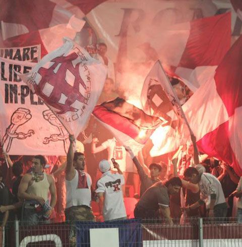 Fanii Rapidului au protestat împotriva conducerii clubului