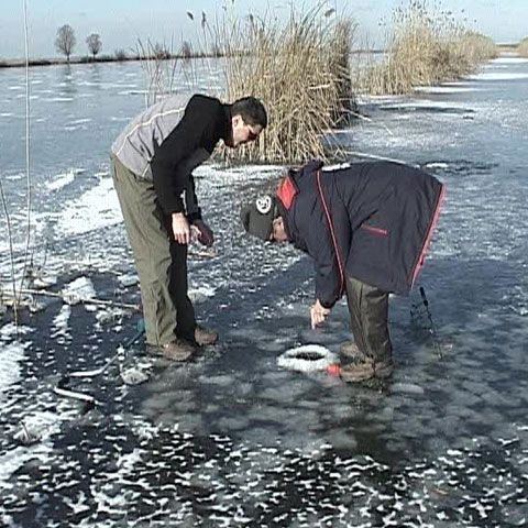 Pescuit la copcă în Delta Dunării