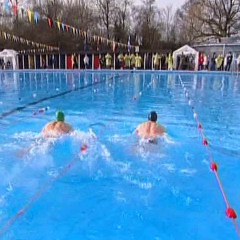 La Londra a avut loc Campionatul de Înot în apă rece 