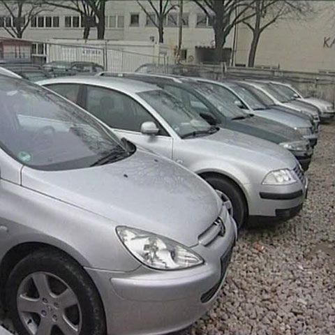 Guvernul german oferă 2.500 de euro pentru înlocuirea maşinilor mai vechi de nouă ani 